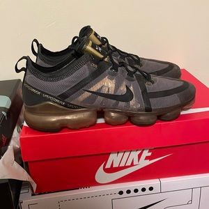Nike vapormax 2019 size 10.5